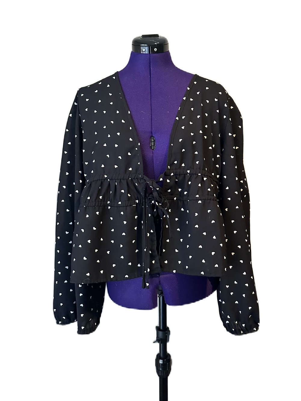 Black White Heart Patterned Long Sleeve Top